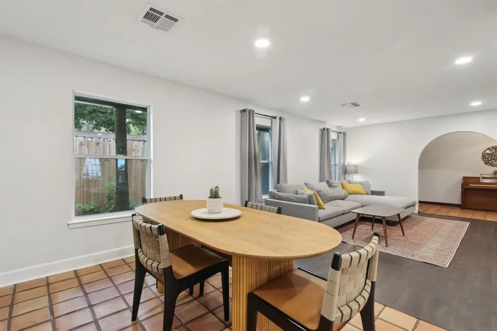 Photo of 6222 Queensloch Drive