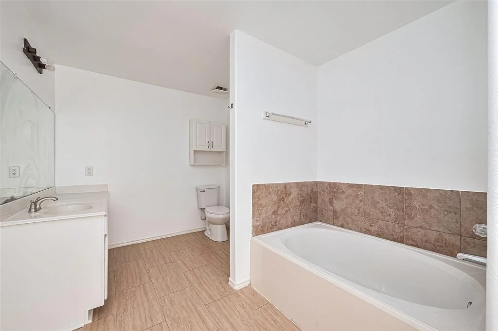 Photo of 508 Birch Cluster Court