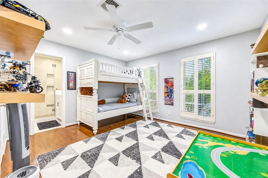 Photo of 814 Spear Point Cove