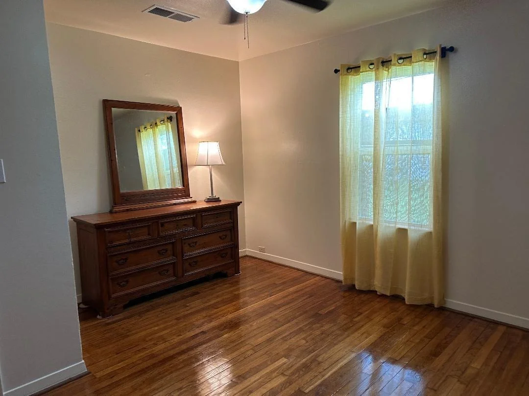 Photo of 304 Edgewater Drive