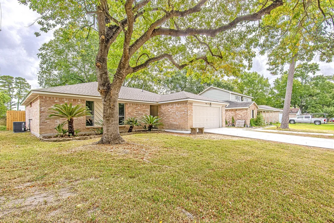 Photo of 24306 Spring Mill Lane