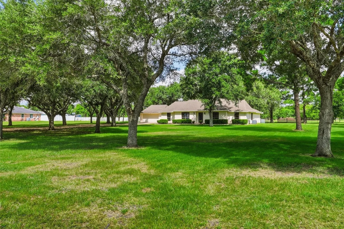 Photo of 8485 Moravian Drive
