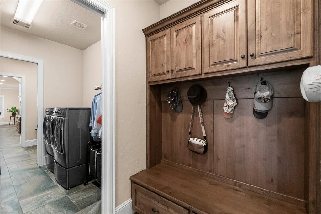 Photo of 5915 Stratton Woods Drive