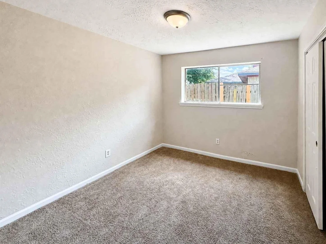 Photo of 8710 Parkway Forest Drive