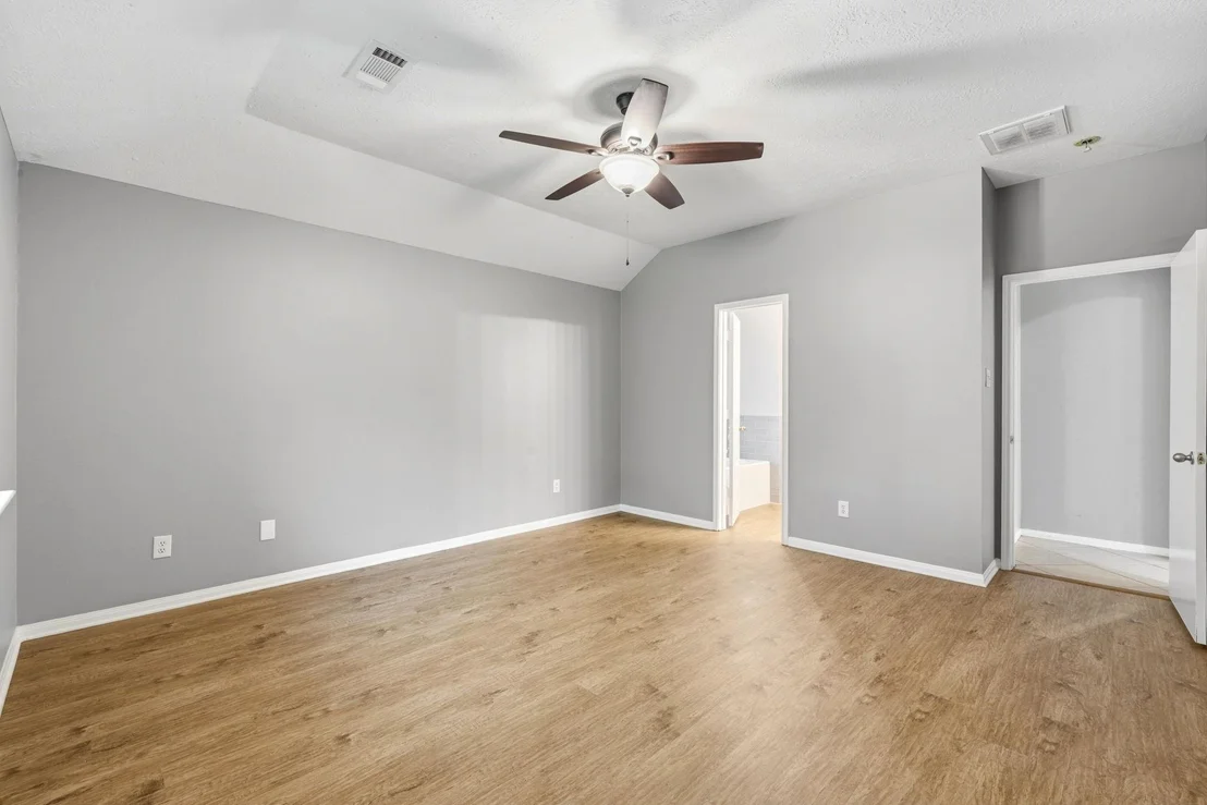 Photo of 18403 Maple Mill Drive