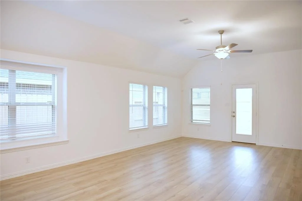Photo of 31506 Vineyard Creek Drive