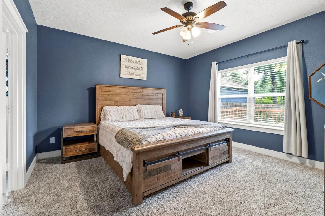 Photo of 418 Commanche Road