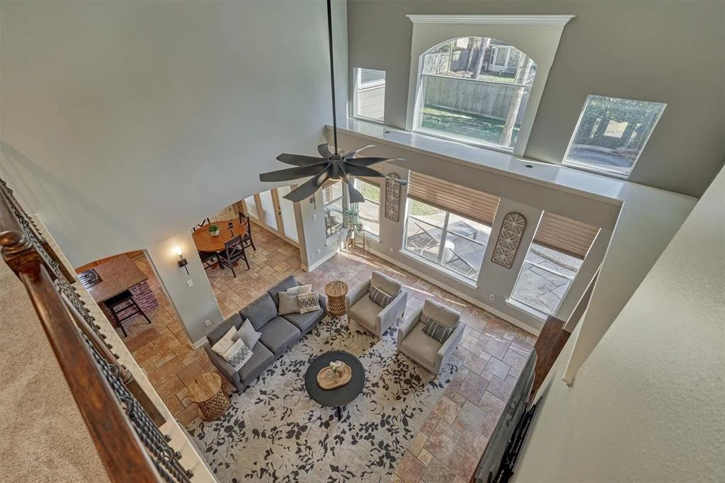 Photo of 86 S Clovergate Circle