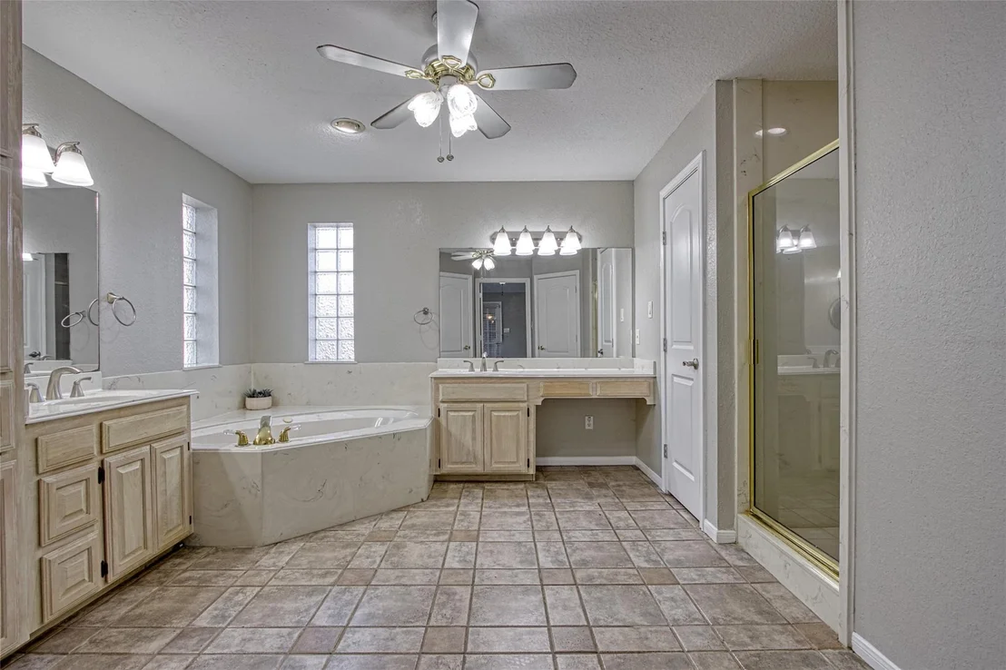 Photo of 9 N Cay Court