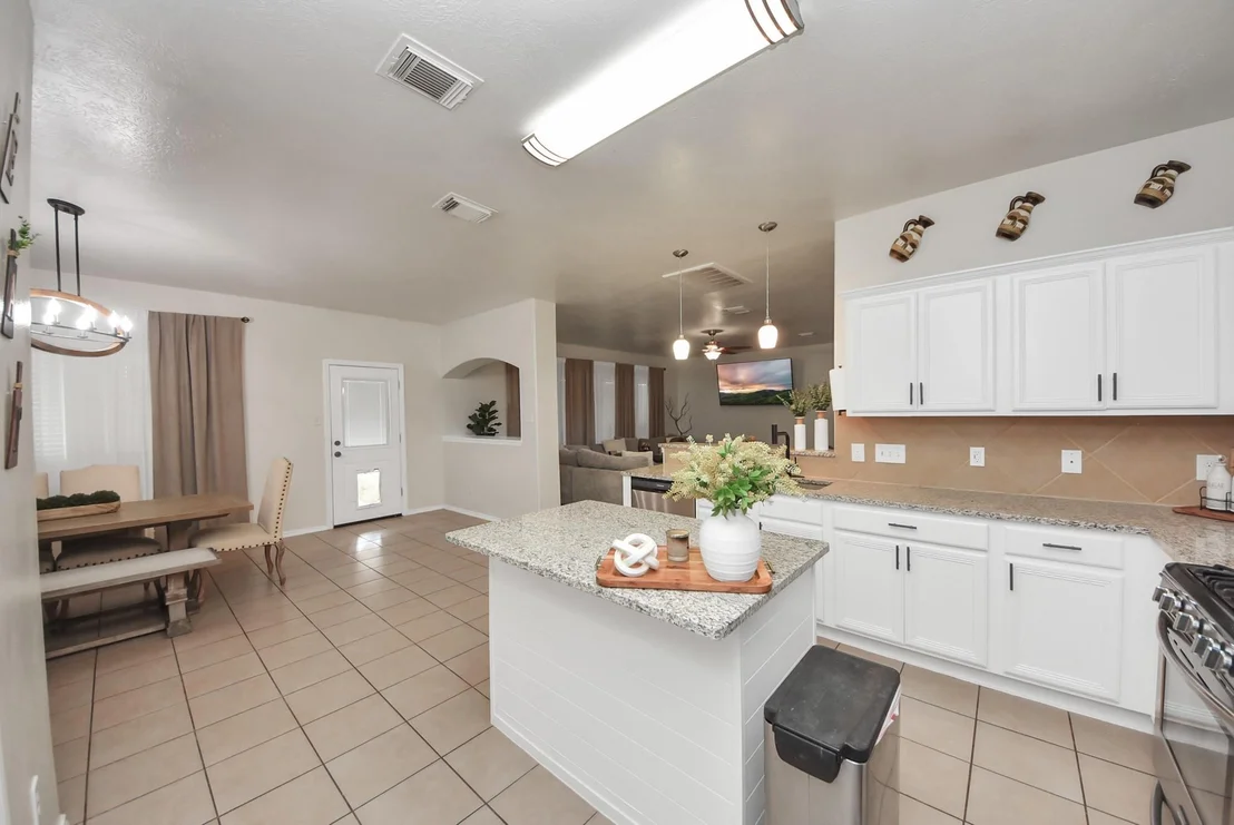 Photo of 24915 Oconee Drive