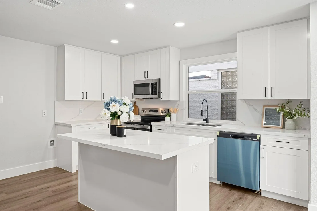 Photo of 11003 Bellbrook Drive