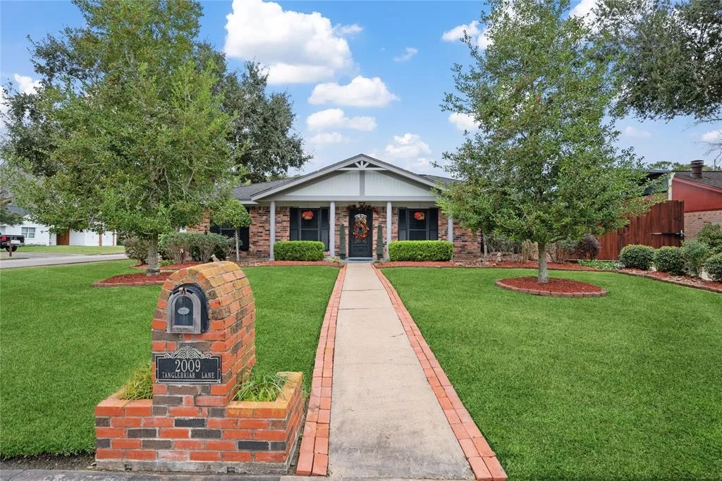 Photo of 2009 Tanglebriar Lane