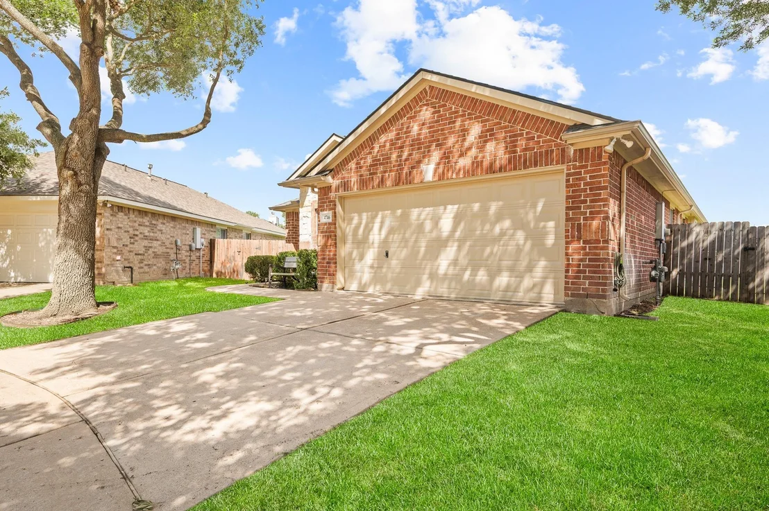 Photo of 4746 Lonestone Circle