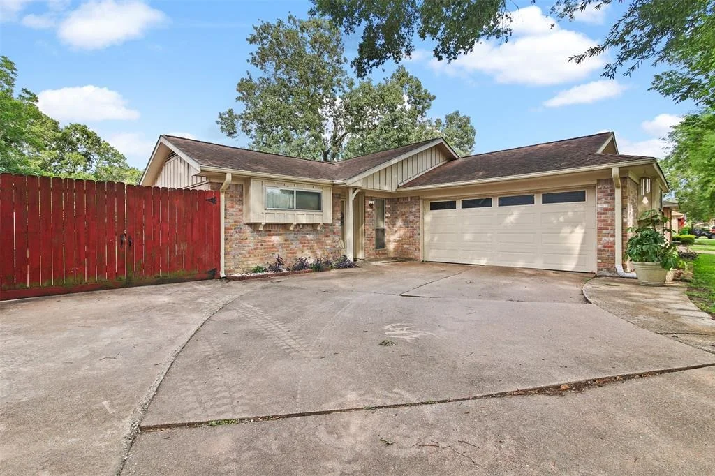 Photo of 16203 White Star Drive