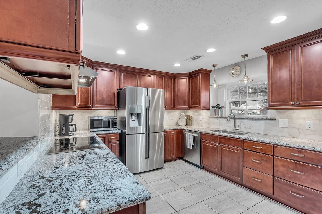 Photo of 18019 Shadow Valley Drive
