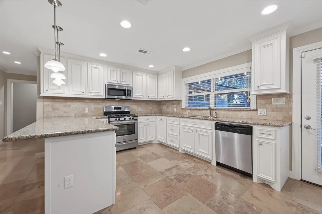 Photo of 5323 Briarbend Drive
