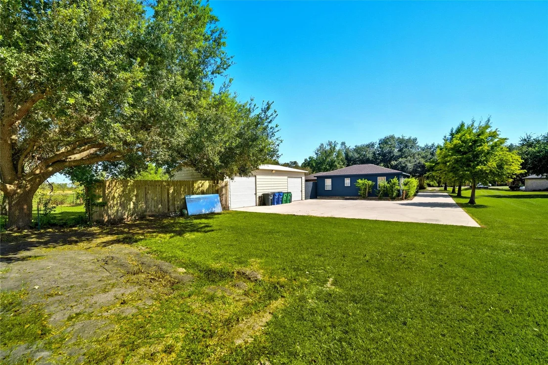 Photo of 9108 Kings Drive