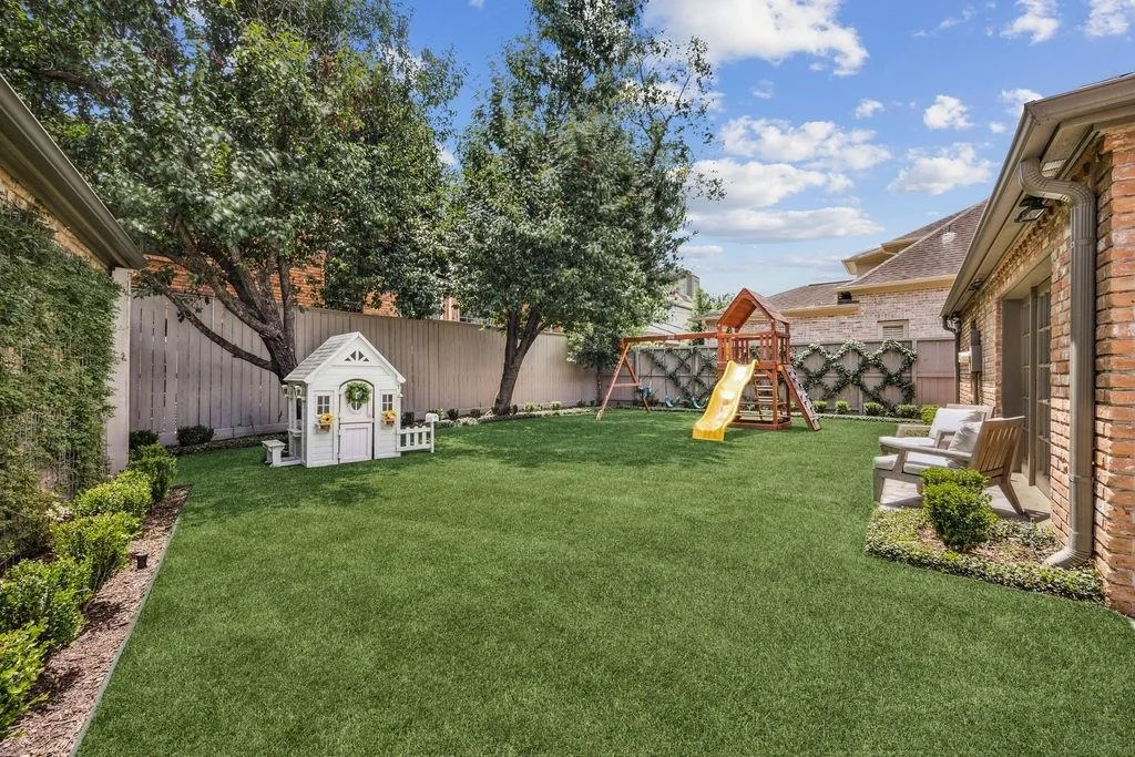 Photo of 1213 Briarmead Drive