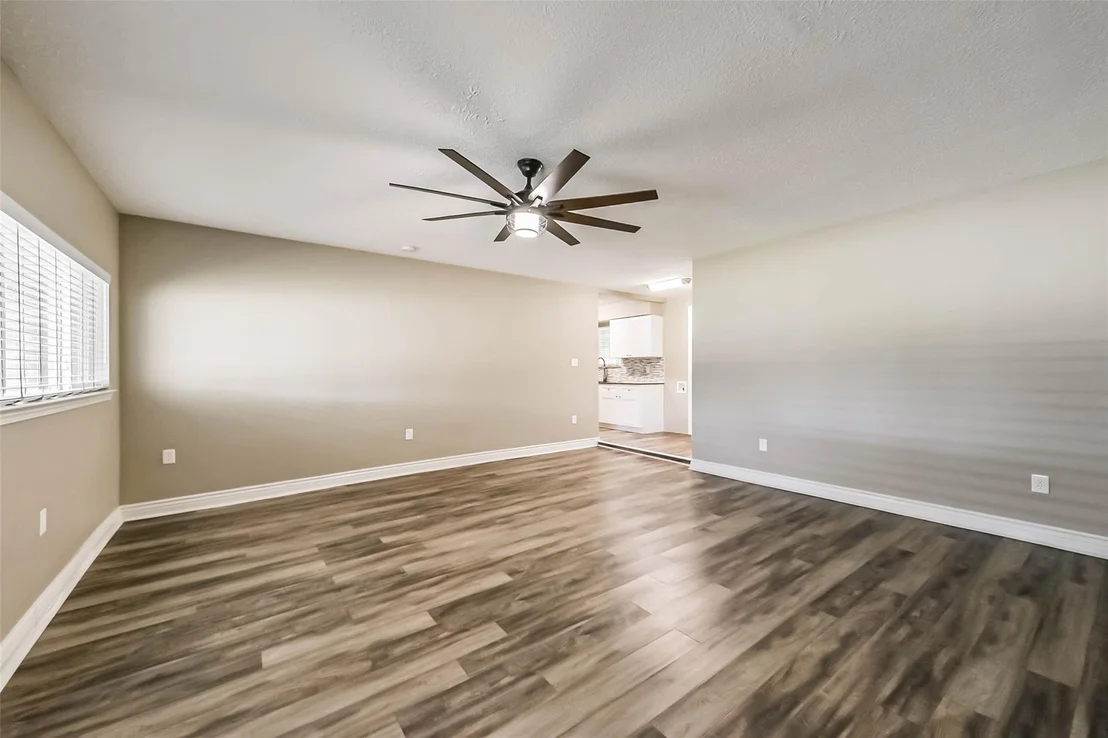 Photo of 7903 Parkglen Drive