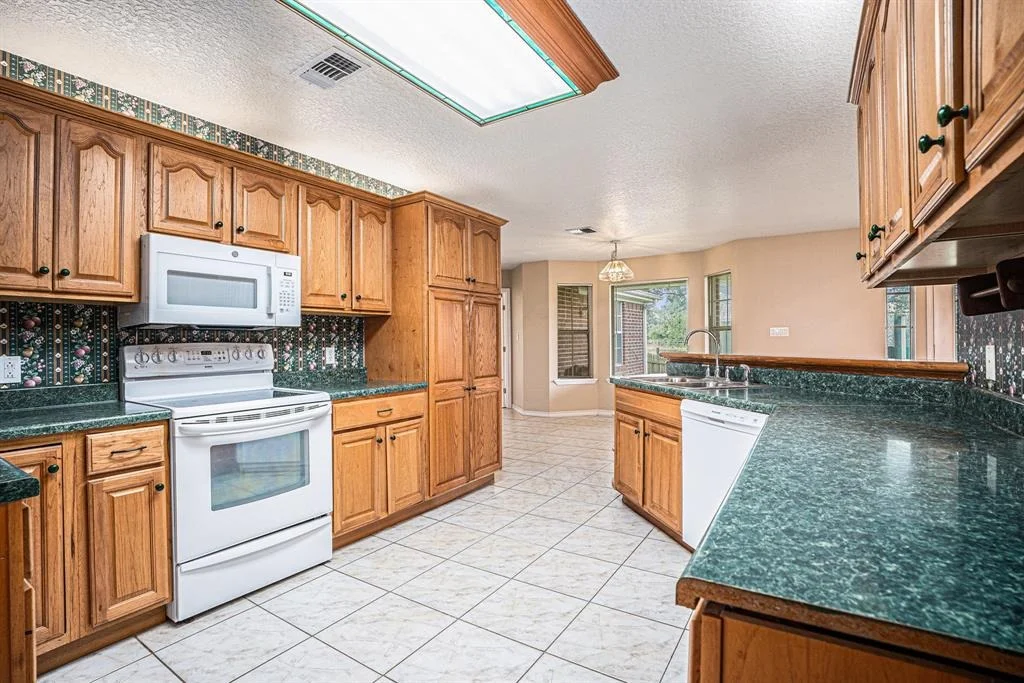 Photo of 16411 Halfmoon W