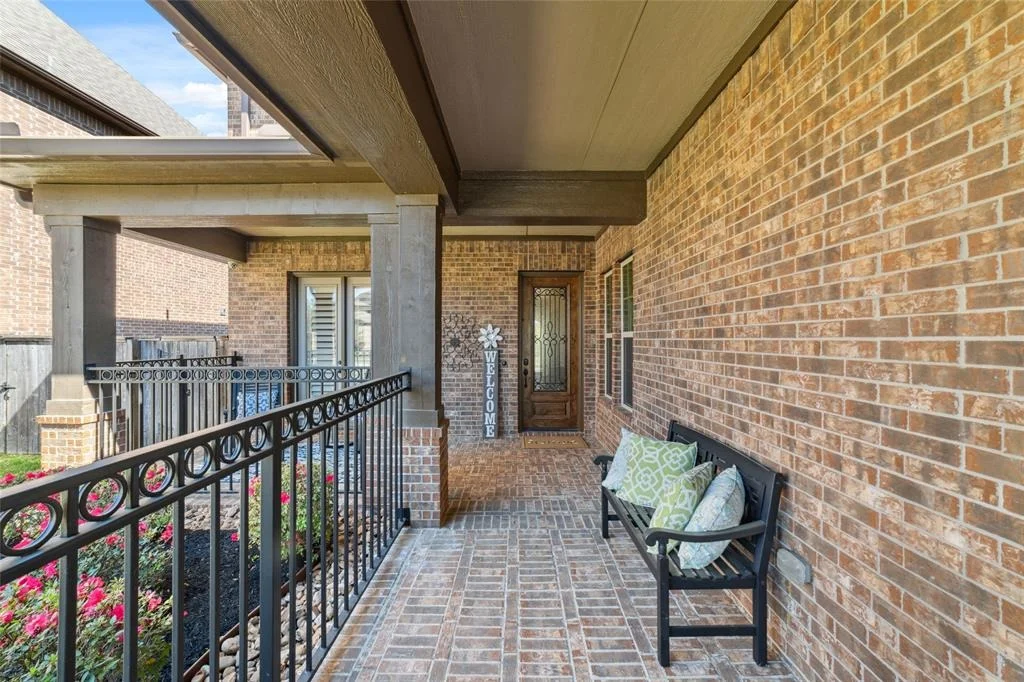 Photo of 2714 Barclay Lake Lane