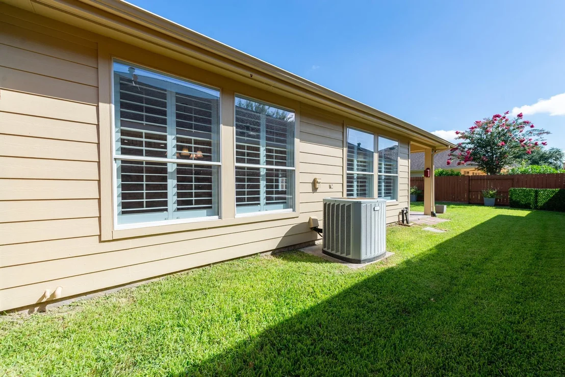 Photo of 5327 Thorngate Court
