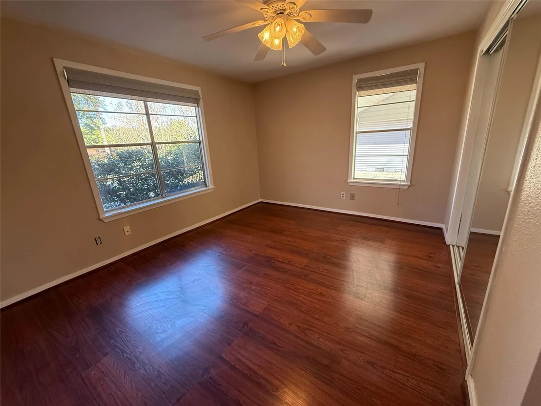 Photo of 13231 Southshore Drive