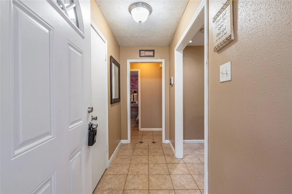 Photo of 4908 Holly Park Drive