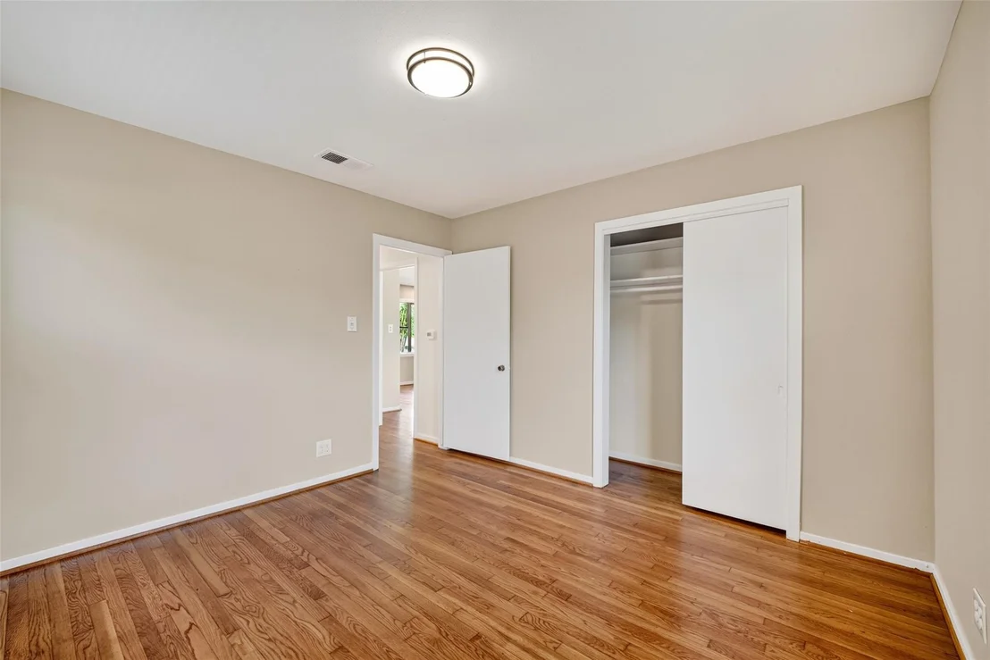 Photo of 6610 Barney Road