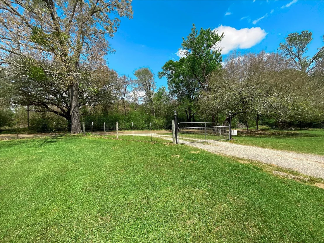 Photo of 3854 County Road 2604