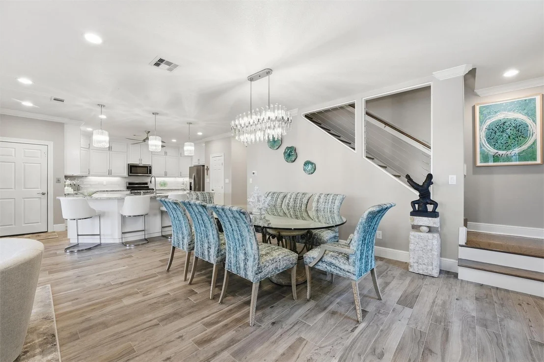 Photo of 438 Amanda Circle
