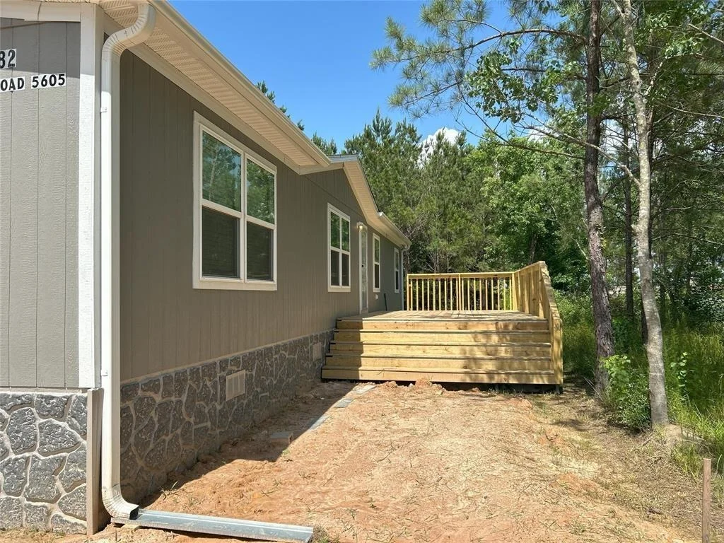 Photo of 582 Road 5605