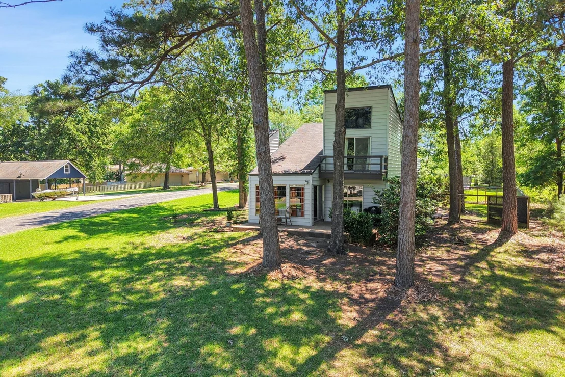 Photo of 141 N Pine Harbour Drive