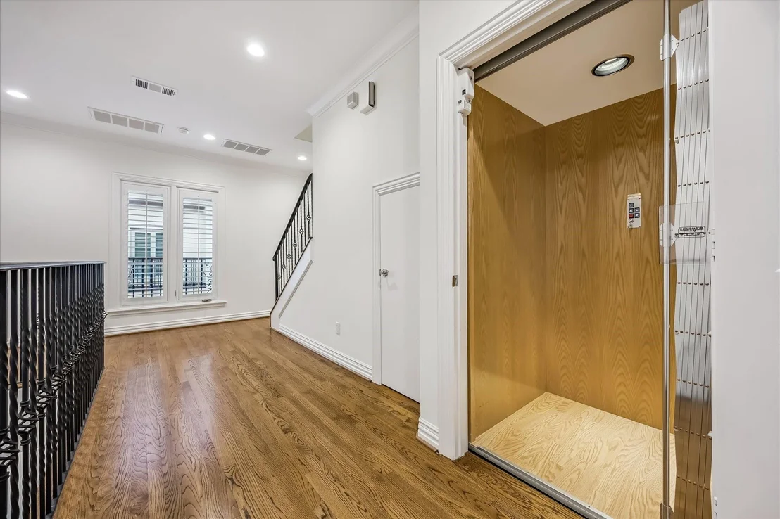 Photo of 5034 Tangle Lane