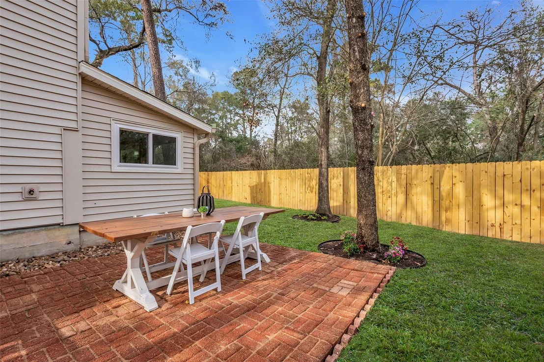 Photo of 1810 N Red Cedar Circle
