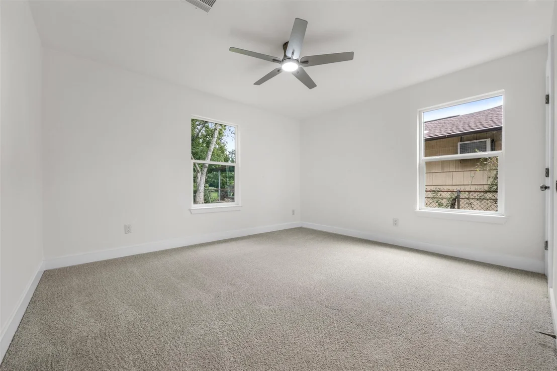 Photo of 1106 W Thomas Avenue