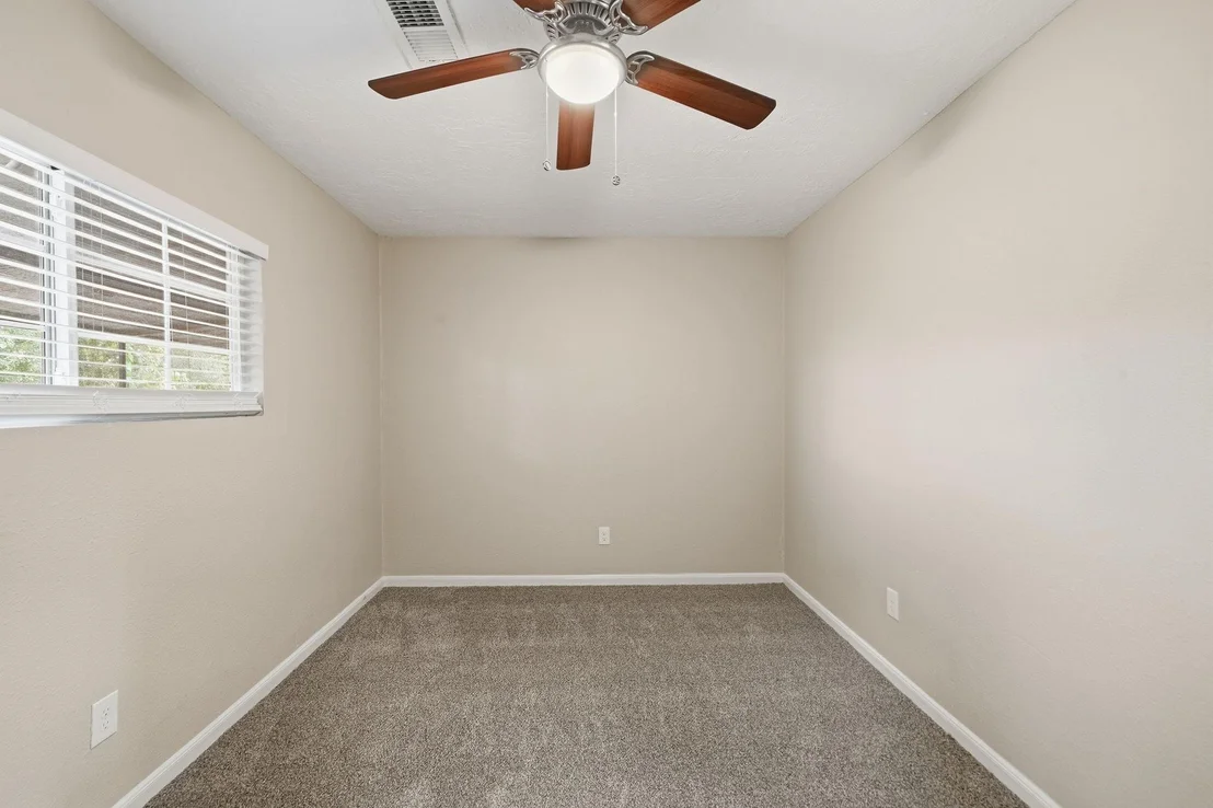 Photo of 5809 Melanite Avenue