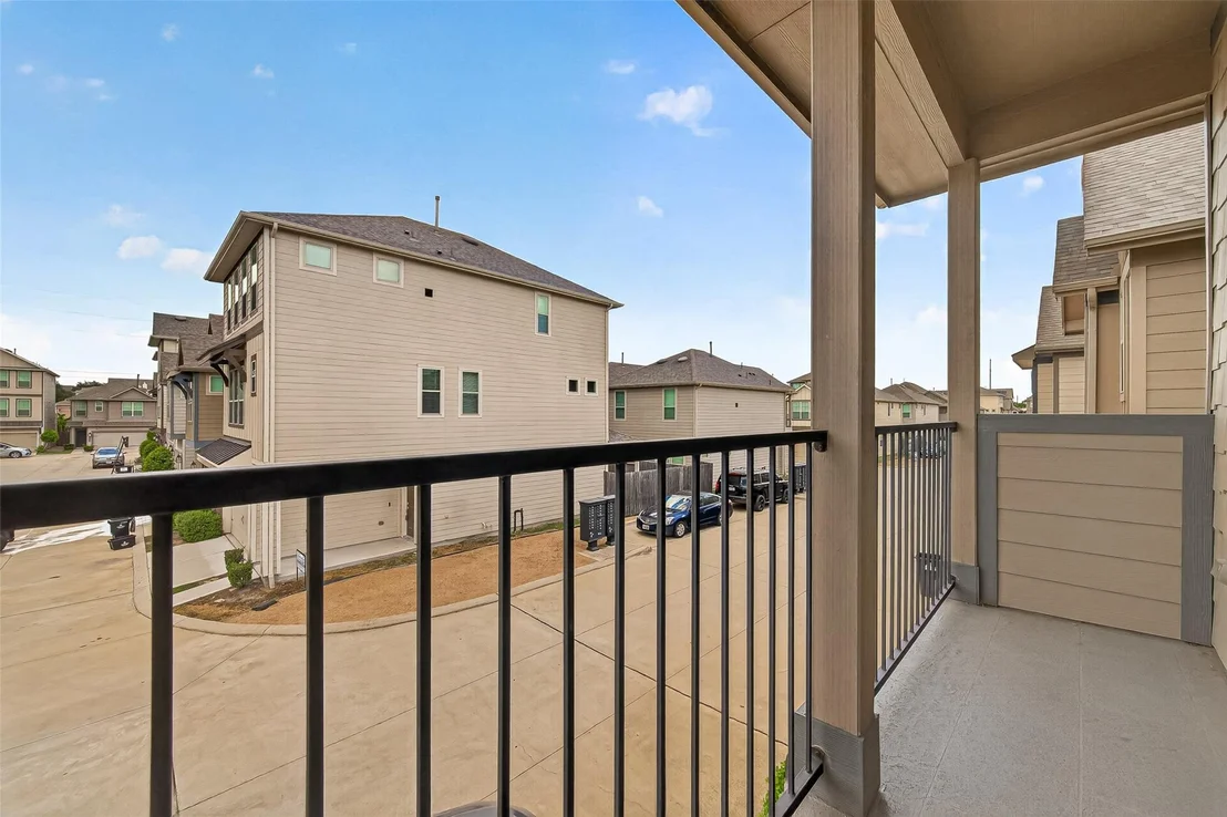 Photo of 8659 Cedardale Park Drive