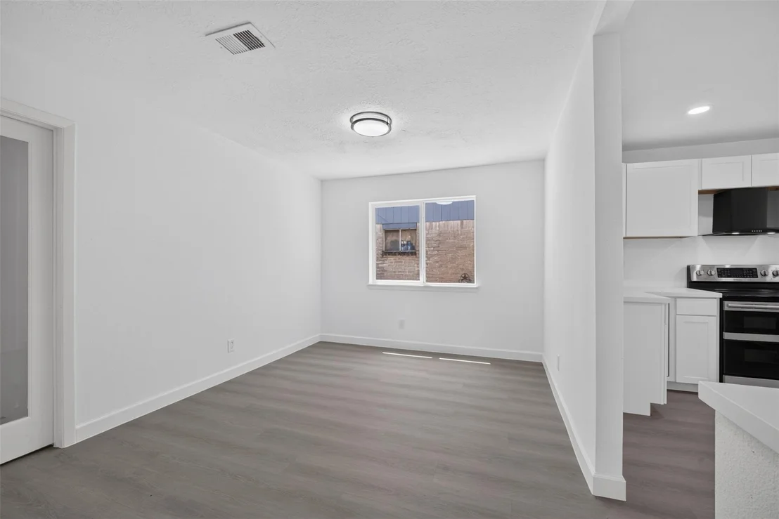 Photo of 4247 Rosegate Drive