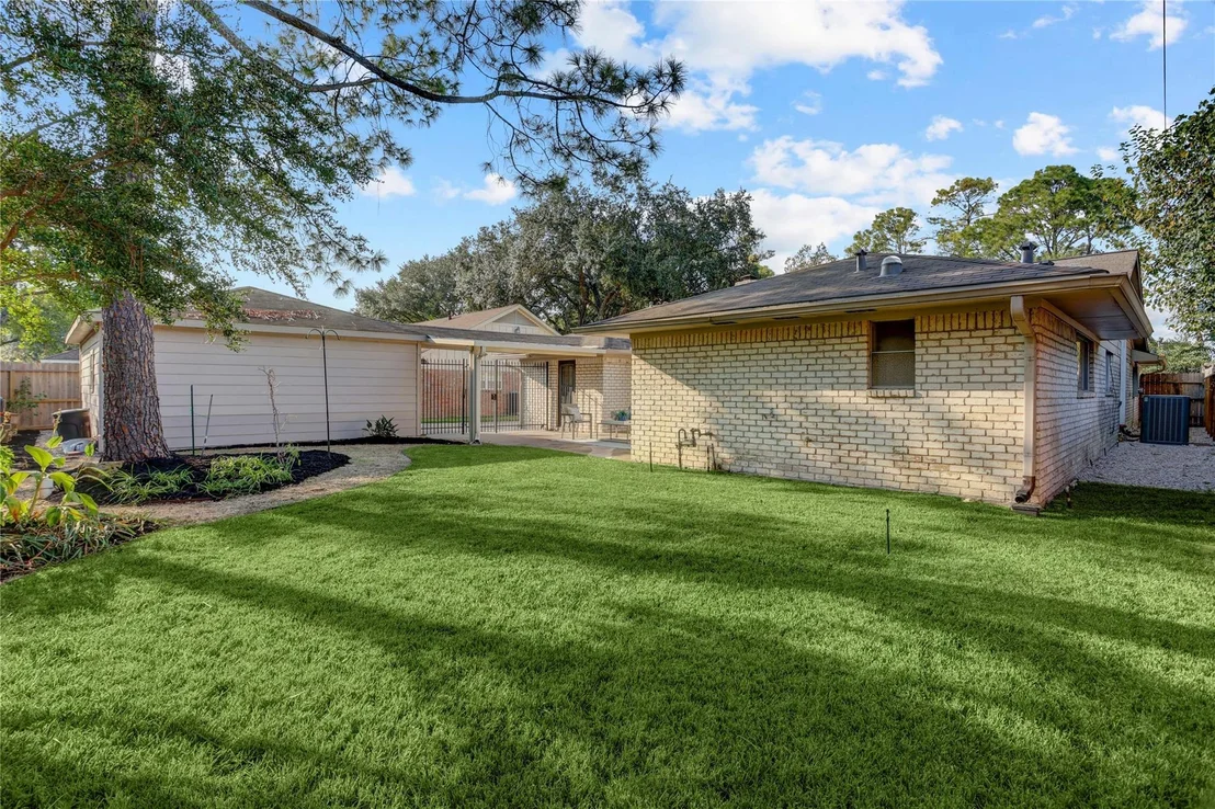Photo of 10803 Chevy Chase Drive