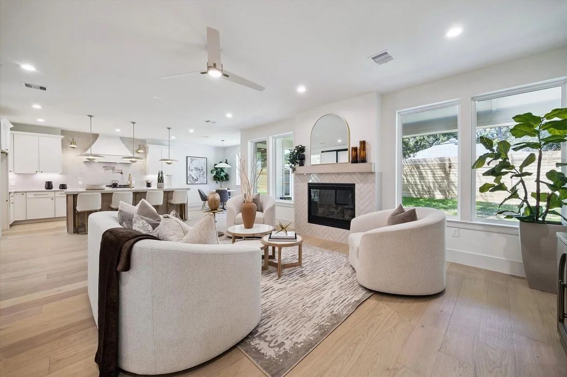 Photo of 10422 Timberoak Drive