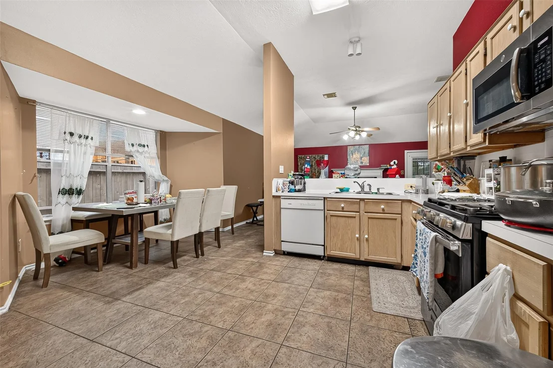 Photo of 3501 Riverside Drive