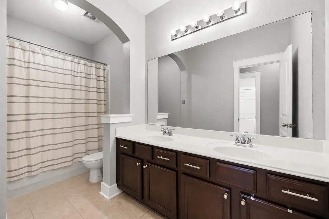Photo of 20918 Field Manor Lane