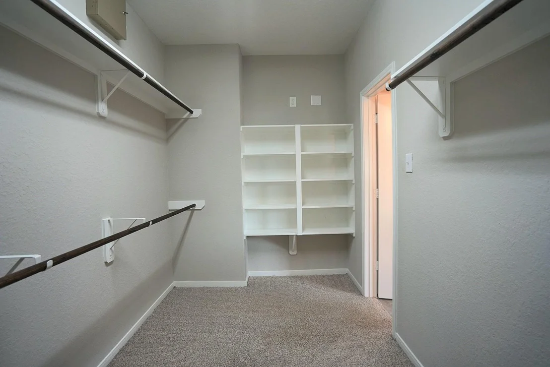Photo of 704 Shadow Bend