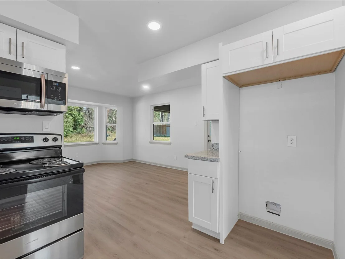 Photo of 740 River Plantation Drive