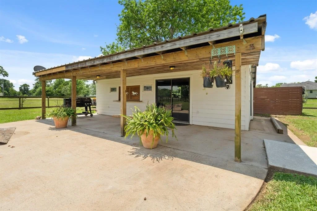 Photo of 36605 Hondo Road