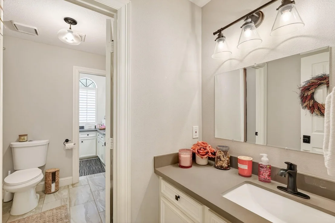 Photo of 24710 Creekview Drive