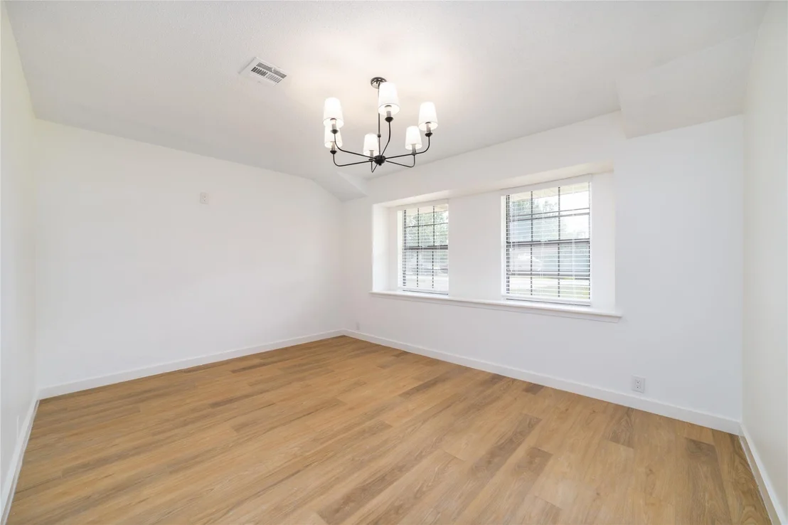 Photo of 3304 Bruce Hall Road