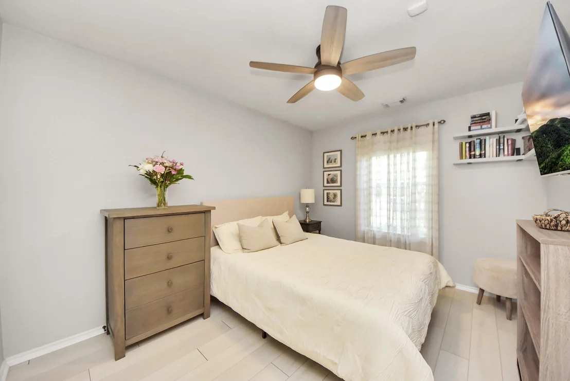 Photo of 15 Bark Bend Place