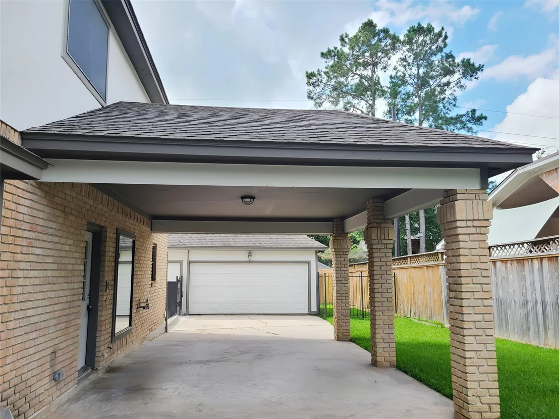 Photo of 6111 Hampton Way Court